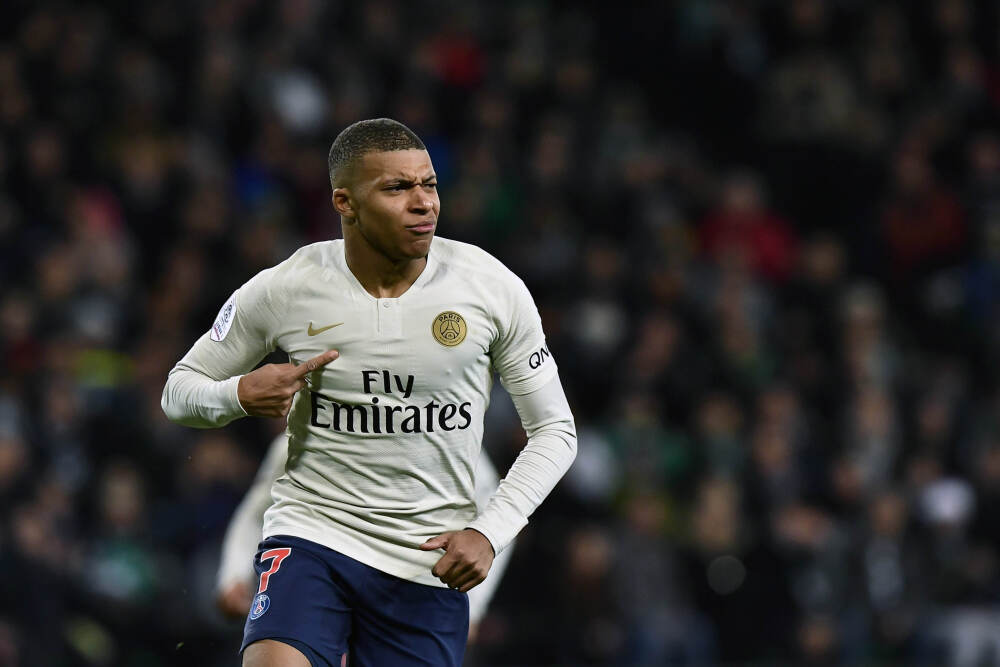 鸡排哥手写作文回应命运的齿轮开始转动，称可能下次见会是别的哥：“我会灵活变化”